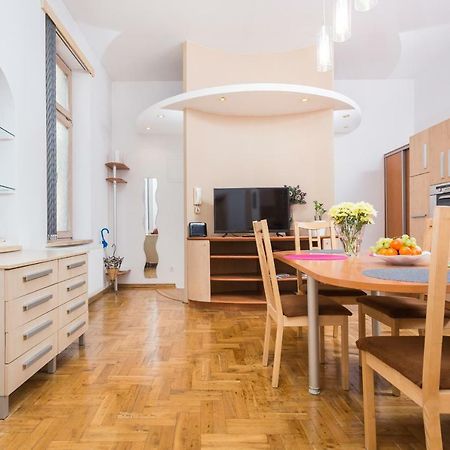 Apartament Avanti Krakkó Kültér fotó