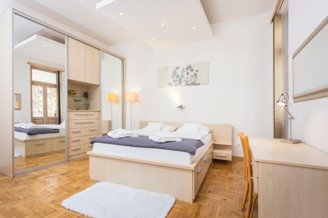 Apartament Avanti Krakkó Kültér fotó